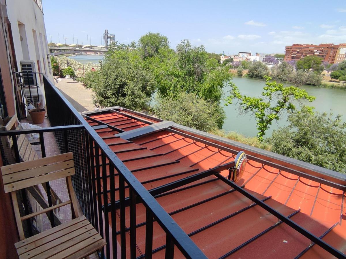 Almona Junto Al Rio - Kainga Homes Sevilla Bagian luar foto