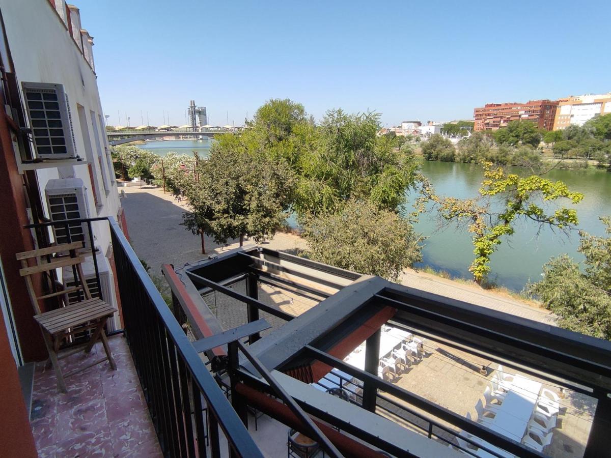 Almona Junto Al Rio - Kainga Homes Sevilla Bagian luar foto