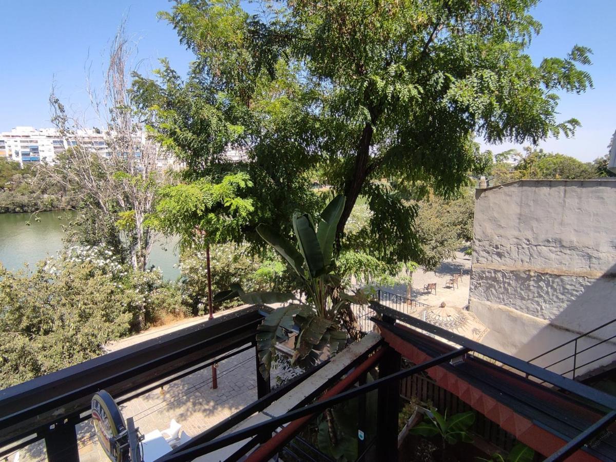 Almona Junto Al Rio - Kainga Homes Sevilla Bagian luar foto
